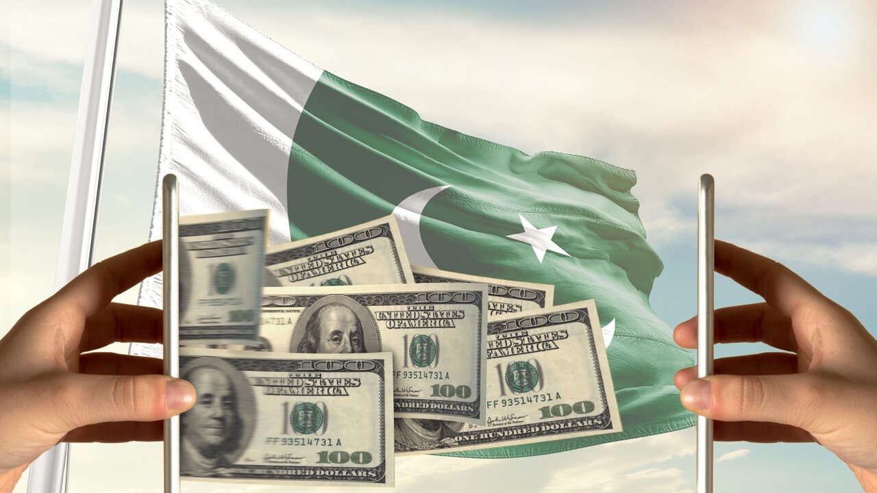 Sending Money Abroad from Pakistan: A 2025 Guide