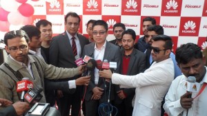 Huawei inaugurates a new Experience Zone in Lahore