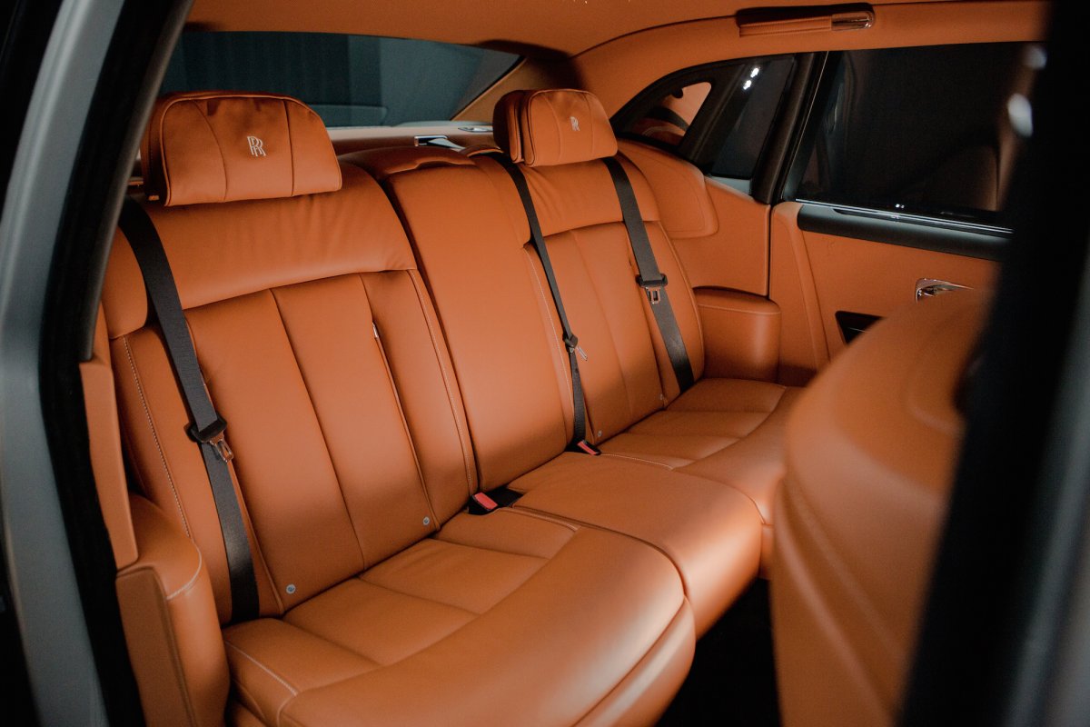 Rolls-Royce Phantom Back Seats