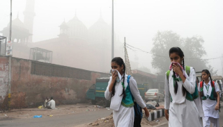 Punjab Govt Orders One Week Closure Of Primary Schools Amid Hazardous Smog In Lahore