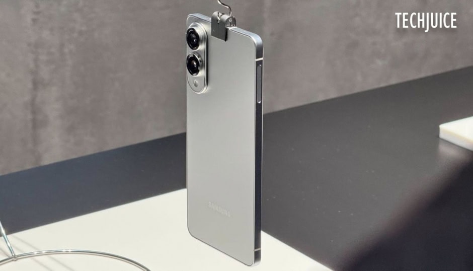 Galaxy S25 Edge Slim Design Revealed at Samsung Unpacked Event