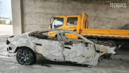 First Fatal Crash Involving Xiaomi Su7 Sparks Safety Concerns And Stock Decline