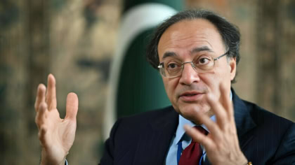 Pakistan Asks China To Roll Over Debt