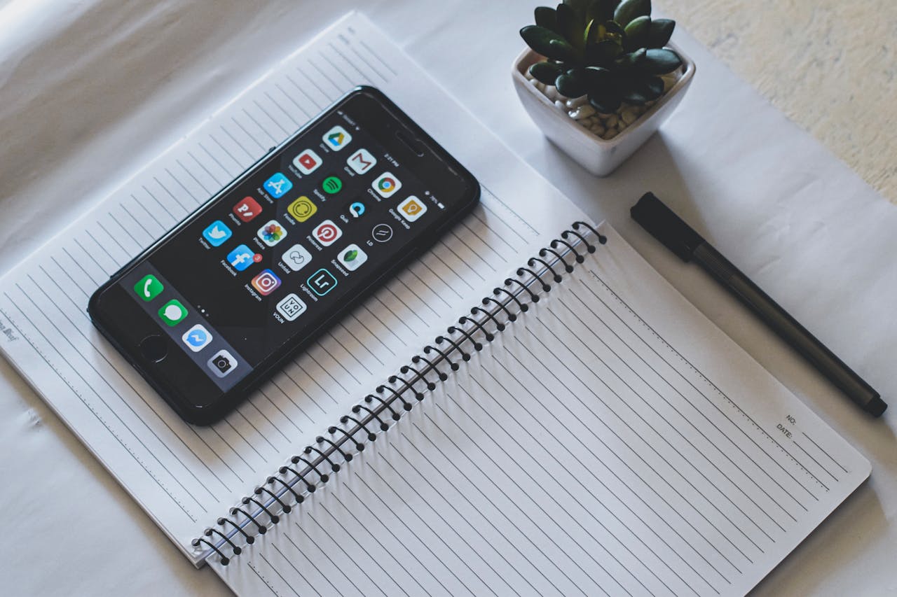 The Best Productivity Apps for Students and Professionals (2025)