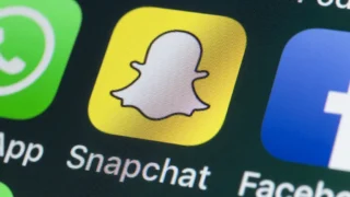 Snapchat Reverts To Classic Design After User Backlash