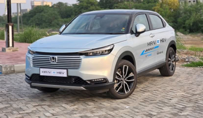 Honda Unveils First Locally Assembled Hr V Ehev In Pakistan