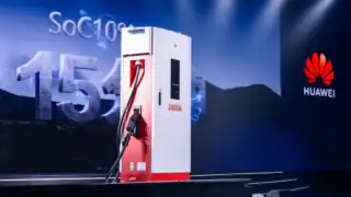Huawei Debuts Worlds First 100 Mw Charging Hub For Electric Trucks