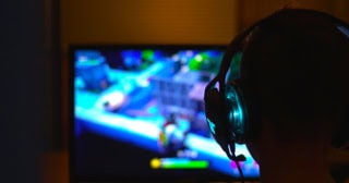 Online Gaming Risks National Cert Issues Parental Guidelines