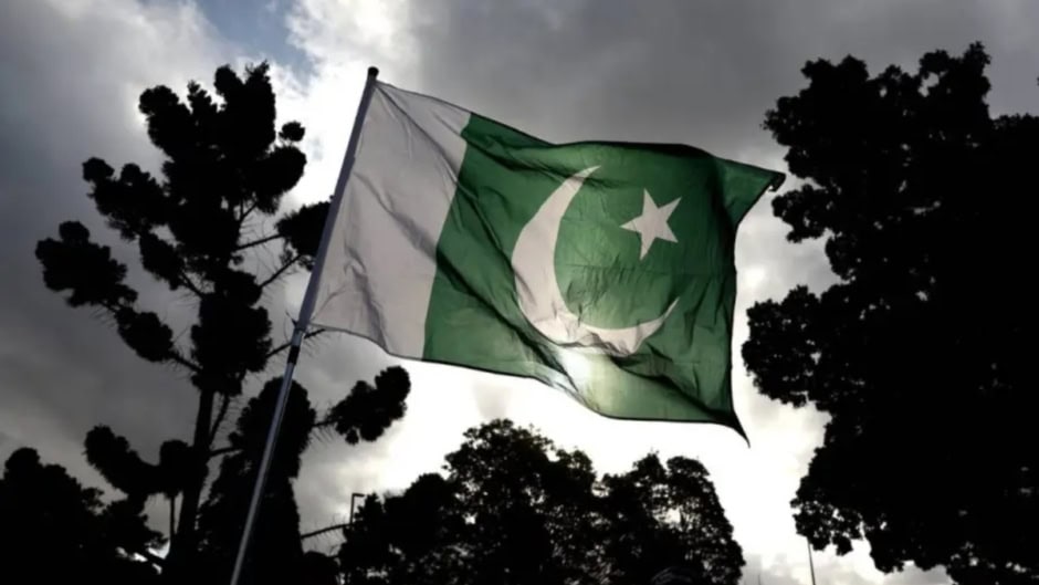 Pakistans Poverty Tied To Provincial Size Study Suggests Split