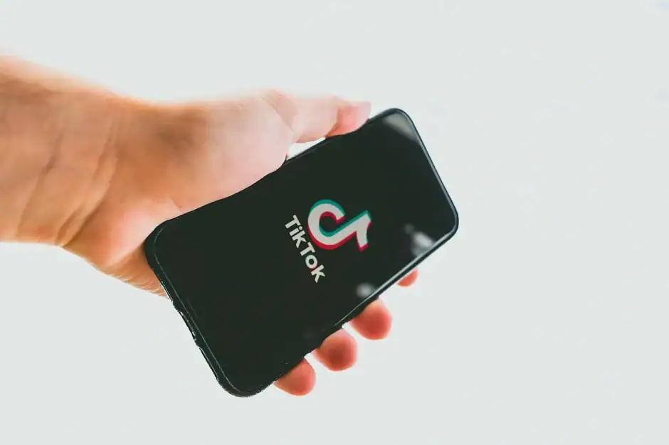 Tiktok Voice Notes Bring Audio Messages And Image Sharing