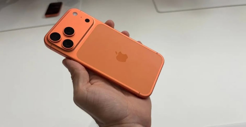 iPhone 17 Pro Max orange color