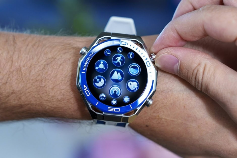 Huawei Watch Ultimate 2 Display and Health Features