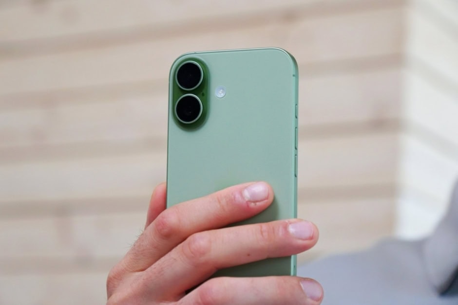 Iphone 17 Display and Performance Upgrades