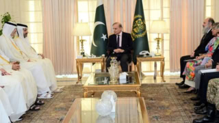 Pakistan Invites Qatar To Explore Investment Opportunities