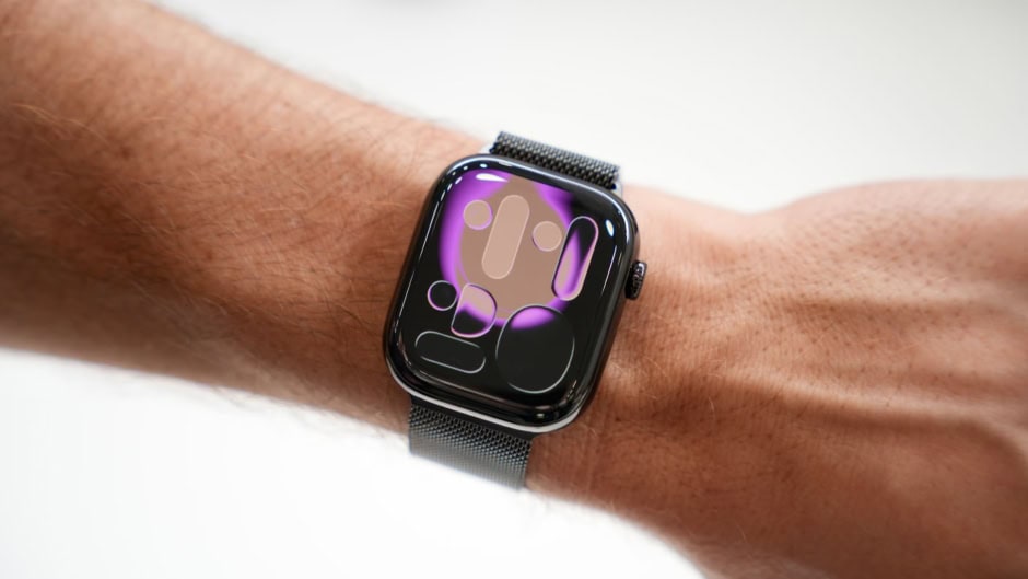 Whatsapp Begins Testing Companion App For Apple Watch