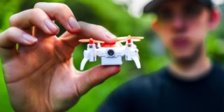 Youtuber Builds Worlds Smallest Fpv Drone Just 22 Mm Across