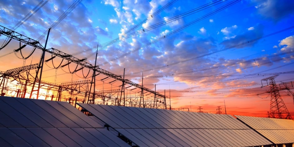 Pakistan's Fossil Fuels Demand Declines as Solar Energy Gains Momentum