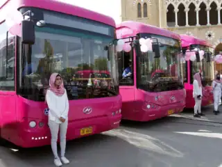 Karachi Pink Bus Gets New Route Timings For Women