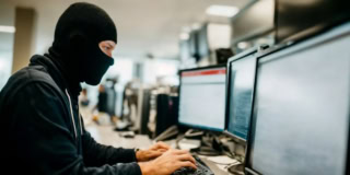 Karachi Police Arrest Hacker Targeting Women Via Malicious Links