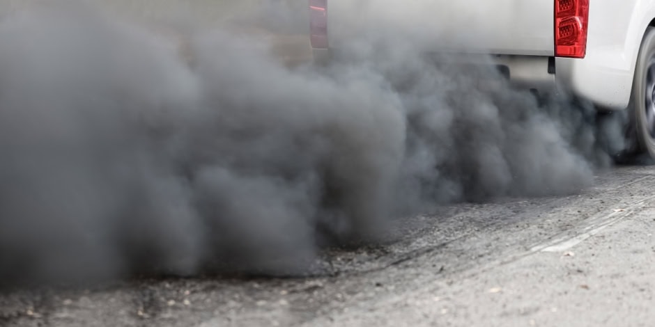 Lhc Orders Strict Action Against Smoke Emitting Vehicles As Smog Worsens