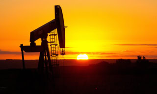 Oil Diverges Ahead Of Us Crude Inventory Report
