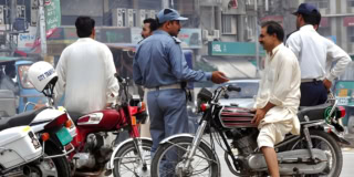 Traffic Police Wardens Face Action For Not Issuing 10 Challans Daily