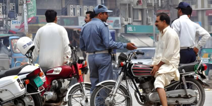 Traffic Police Wardens Face Action For Not Issuing 10 Challans Daily