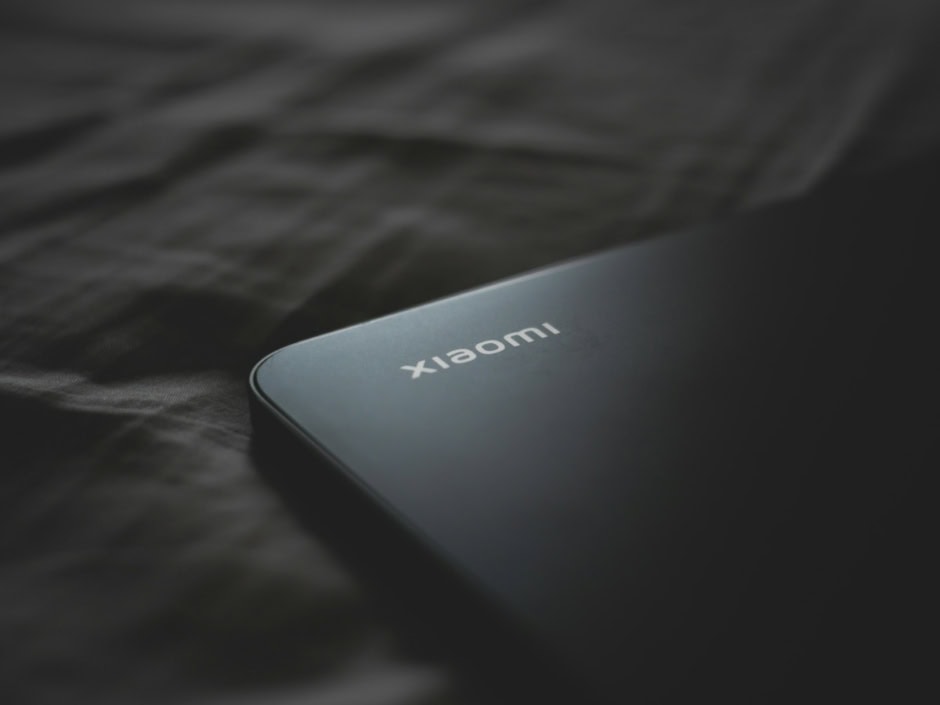 Xiaomi slim phone