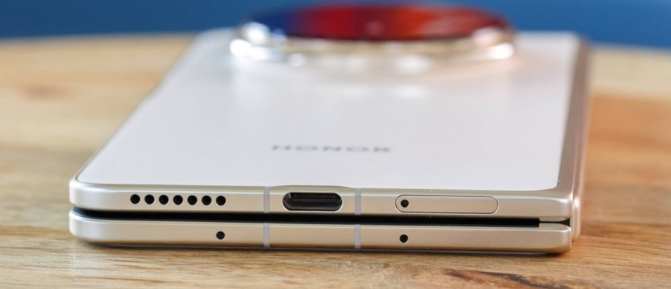 Honor Magic V6 battery