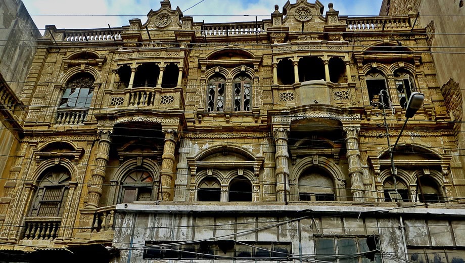 Karachi Metropolitan Corporation Begins Rs 700 Million Restoration Drive In Old City Area