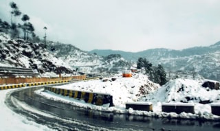 Murree Expressway Closed After Heavy Snowfall Travel Advisory