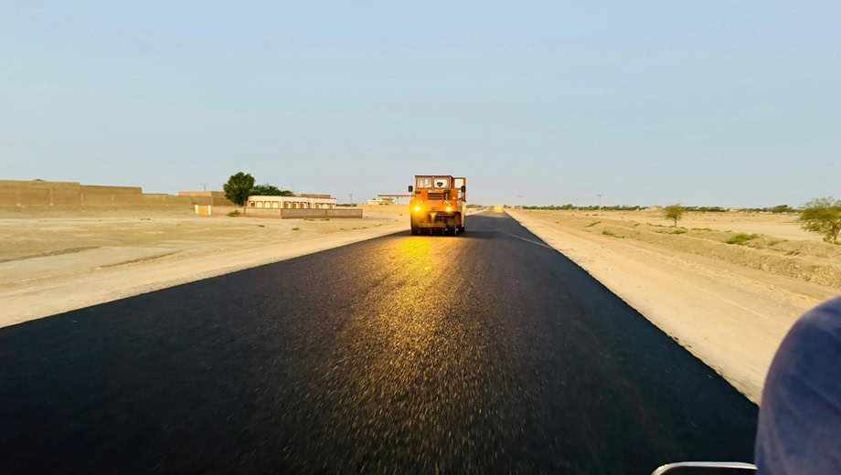 Eid Deadline Set For Major Road Projects In Karachi