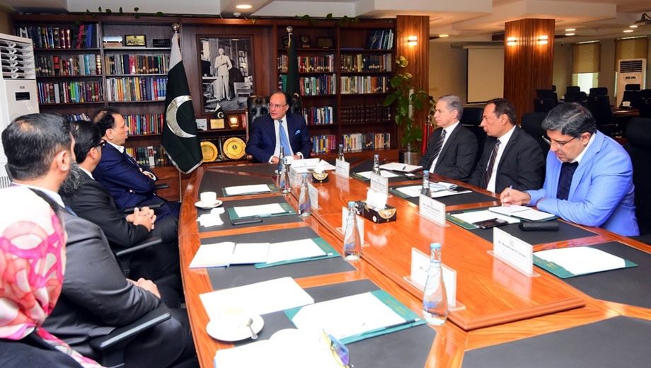 Finance Minister Reaffirms Stability Stronger Fx Investor Confidence As Wafi Energy Pakistan Signals Potential 100 Million Investment