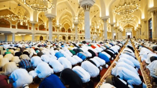 Eid Prayers Timings Announced For Islamabad And Rawalpindi Mosques