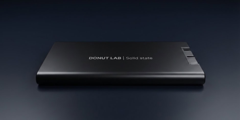 New Solid State Battery Crushes Heat Limits That Melt Standard Cells