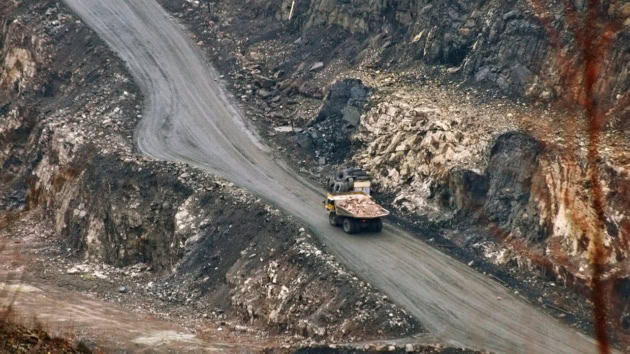 Sindh Authorities Plan Task Force To Control Illegal Mining In Sindh