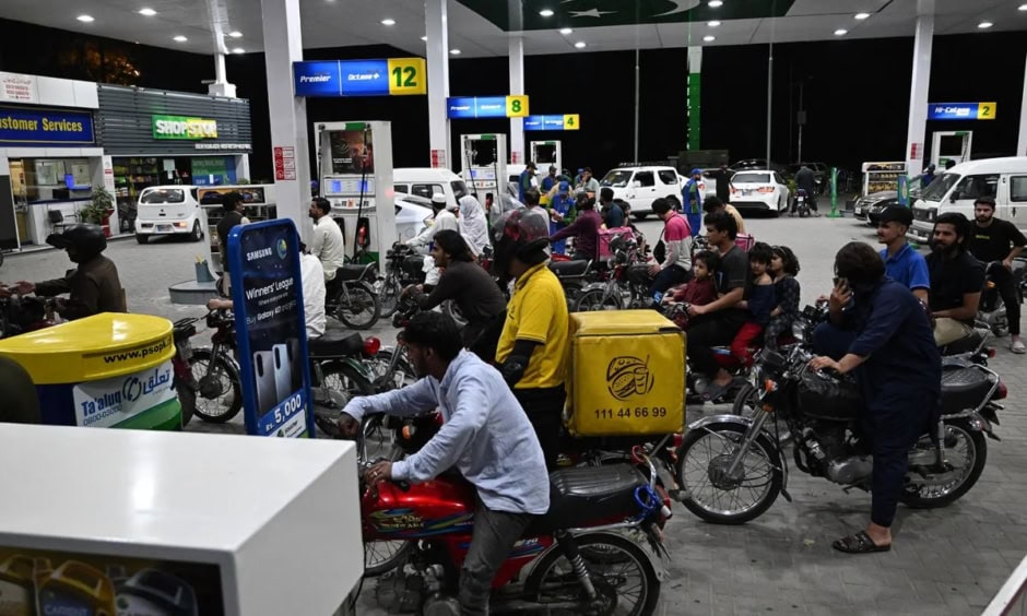Federal Govt Announces Another Increase In Petrol And Diesel