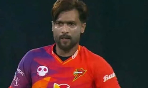 Former Cricketer Taunts Amir Moving The Ball Harder Than Talking