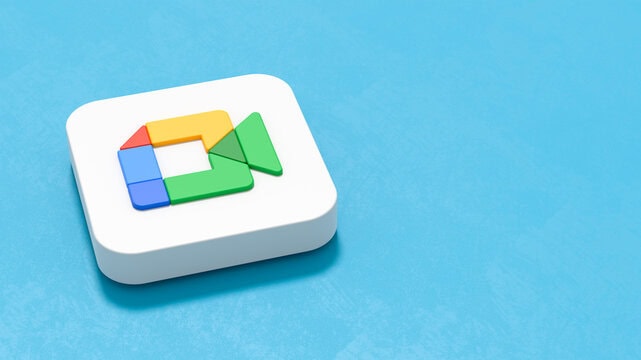 Google Meet to Apple CarPlay