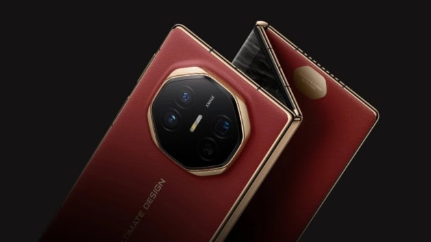 Huawei Mate XT2
