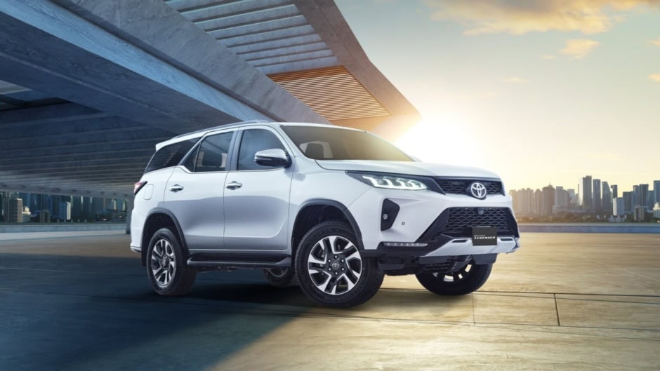 Massive Toyota Fortuner Price Cut In Pakistan Save Up To Rs 2 57 Million