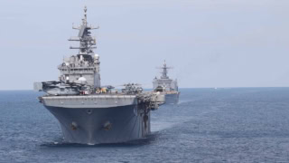 Us Warships Safely Transit Strait Of Hormuz Amid Shaky Ceasefire