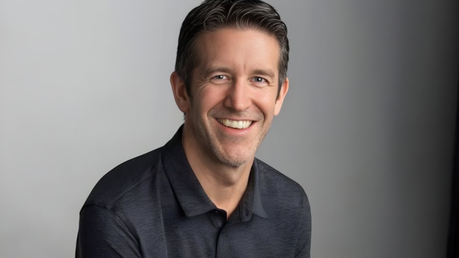 Who Is John Ternus The Man To Succeed Tim Cook As Apples New Ceo