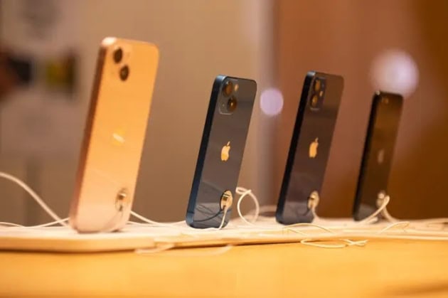 Apple Testing iPhone Chipsets