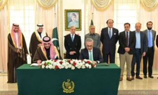 Pakistan Draws Final Tranche Of 1 2 Billion Saudi Oil Facility As Foreign Loans Surge