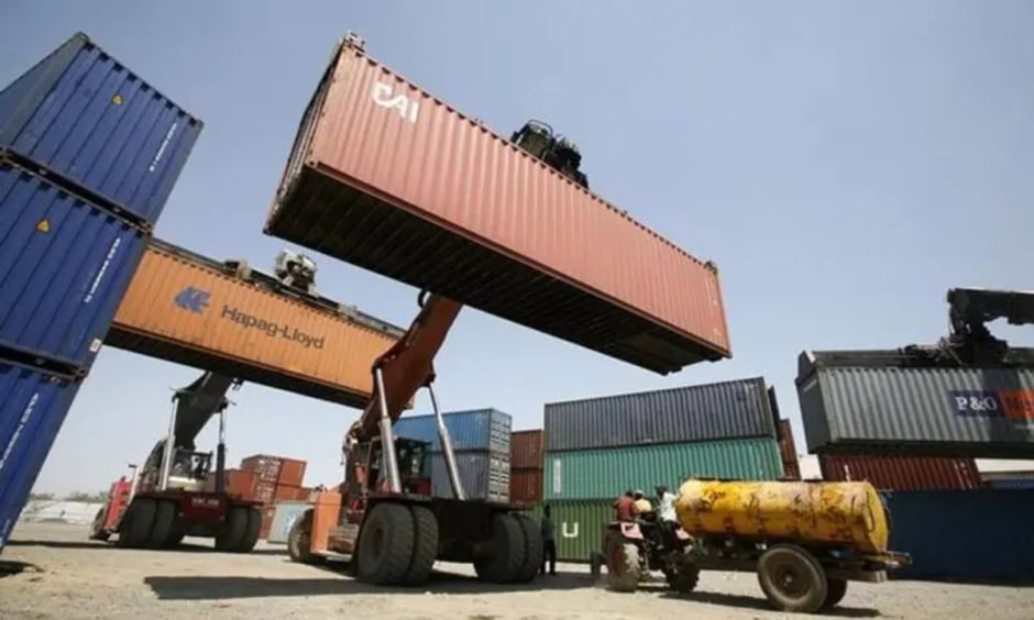 Pakistan Slashes Import Duties On 3149 Tariff Lines