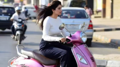 Sindh To Distribute Pink Ev Scooters In Hyderabad Under Women Mobility Scheme