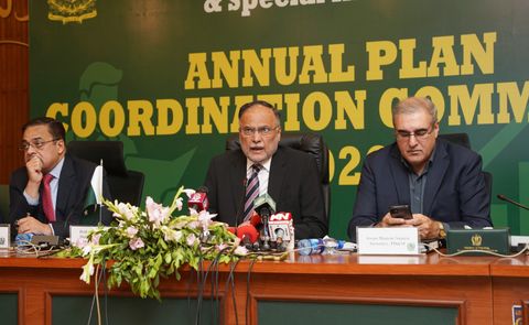 Apcc Recommends Rs 4 7 Trillion Development Outlay For Fy2026 27