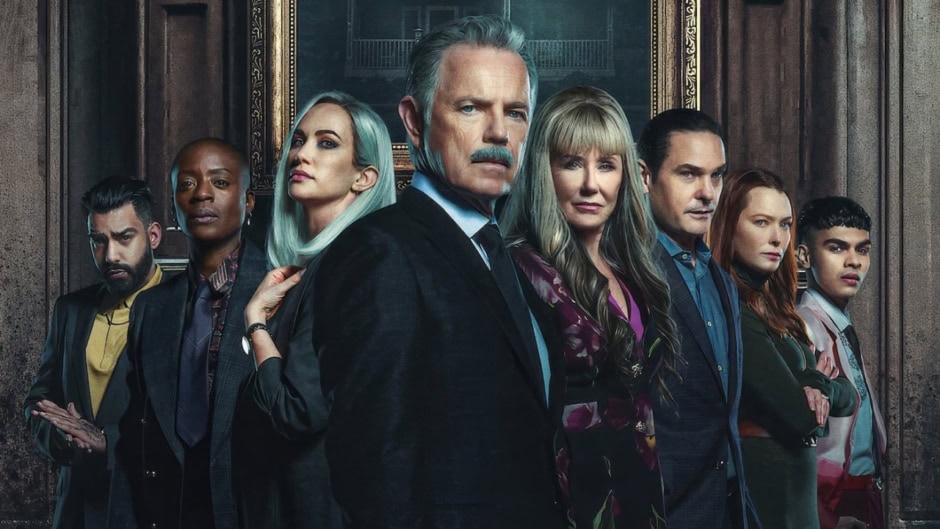 This Netflix Gothic Horror Show Has Stephen King Calling It 10 10 Masterpiece