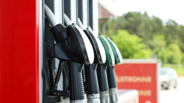 Pakistan Amends Oil Refining Policy 2023 To Produce Euro V Fuels Attract Investments